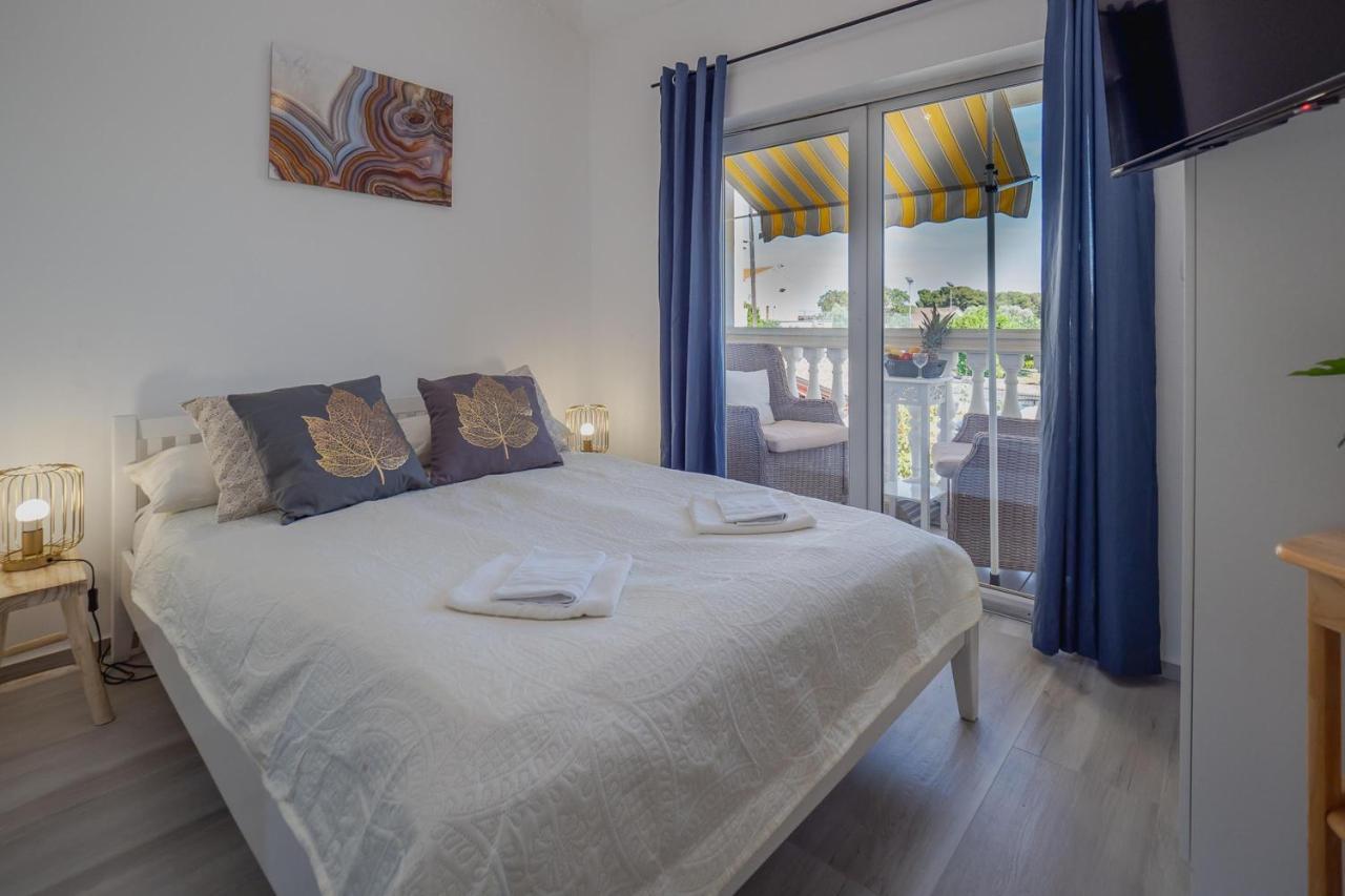באניולה Apartments Domic מראה חיצוני תמונה